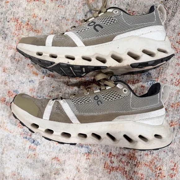 On Cloud Men’s Size 8 - Picture 3 of 7